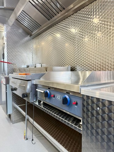 2015 food truck fully - 2015,
